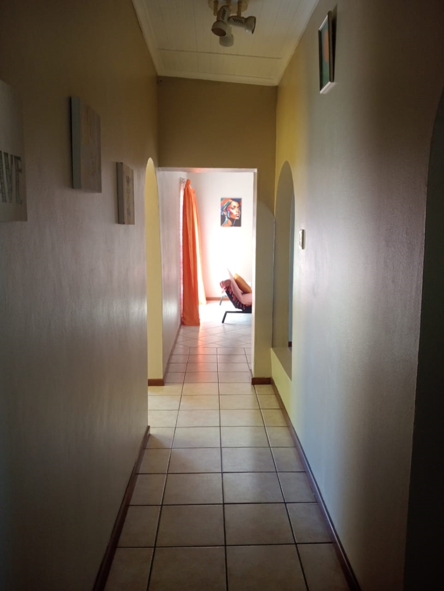 3 Bedroom Property for Sale in Wavecrest Eastern Cape